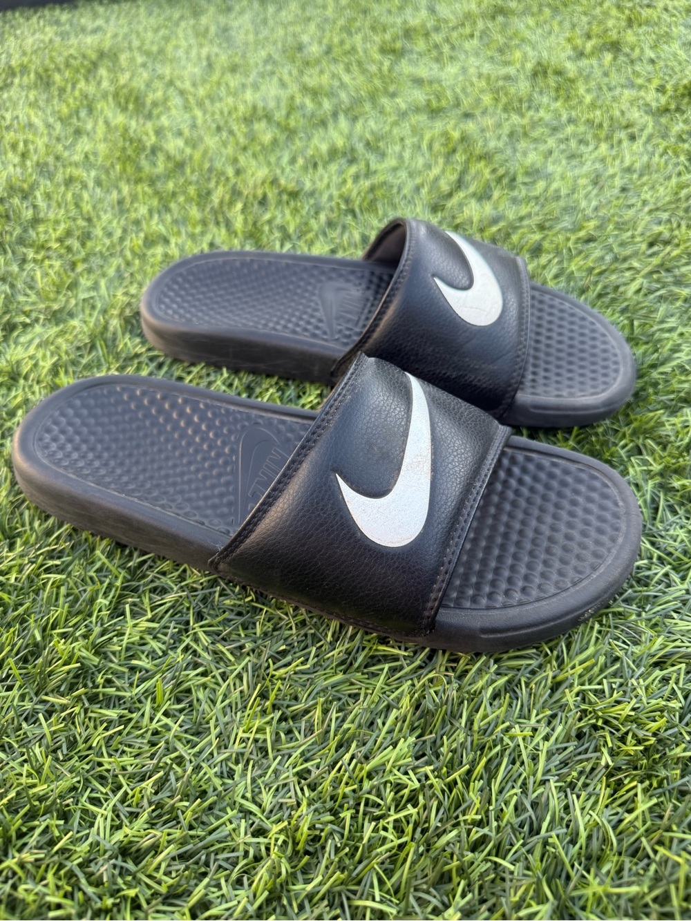 Nike slides